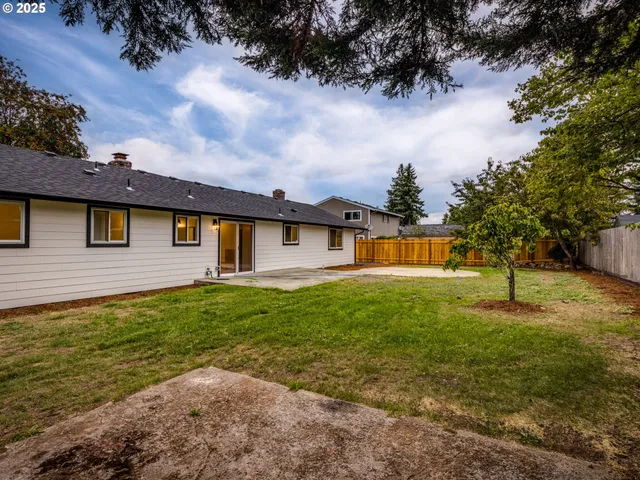 $579,999 | 12611 Northeast 44th Street, Vancouver, WA 98682