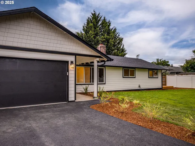 $579,999 | 12611 Northeast 44th Street, Vancouver, WA 98682
