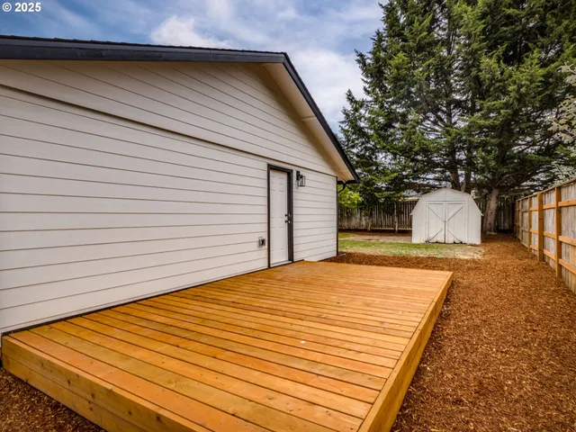 $579,999 | 12611 Northeast 44th Street, Vancouver, WA 98682