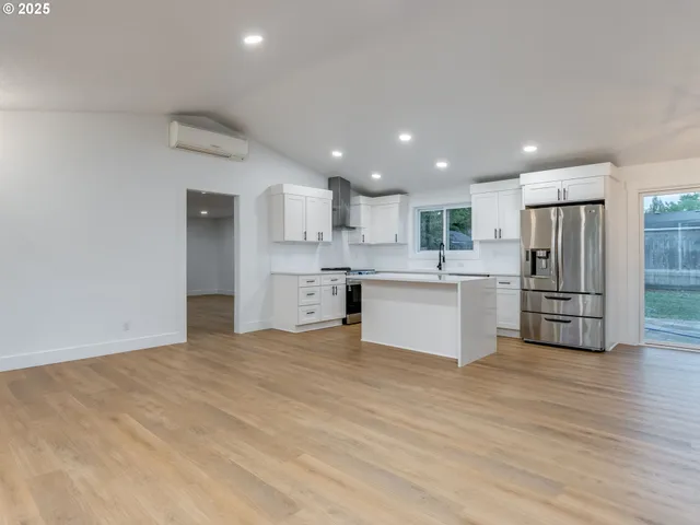 $579,999 | 12611 Northeast 44th Street, Vancouver, WA 98682