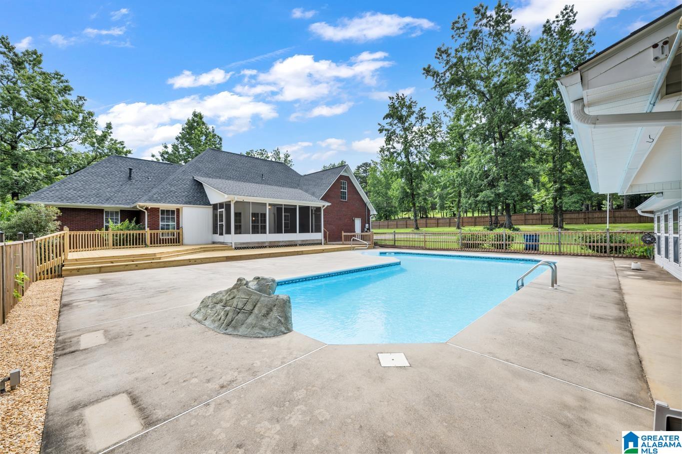 560 Myrick Road Warrior, AL 35180 - Photo 37 of 59