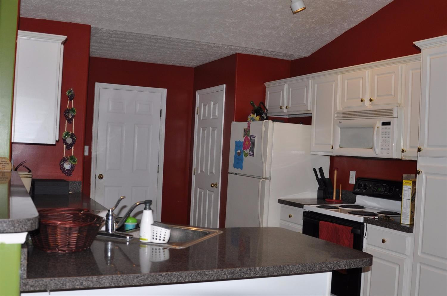 237 Spring Valley Lane Lexington, KY 40511 - Photo 4 of 17 Photo 4