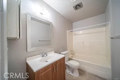 $3,200 | 1308 East Oaks Street, Unit C, Compton, CA 90221
