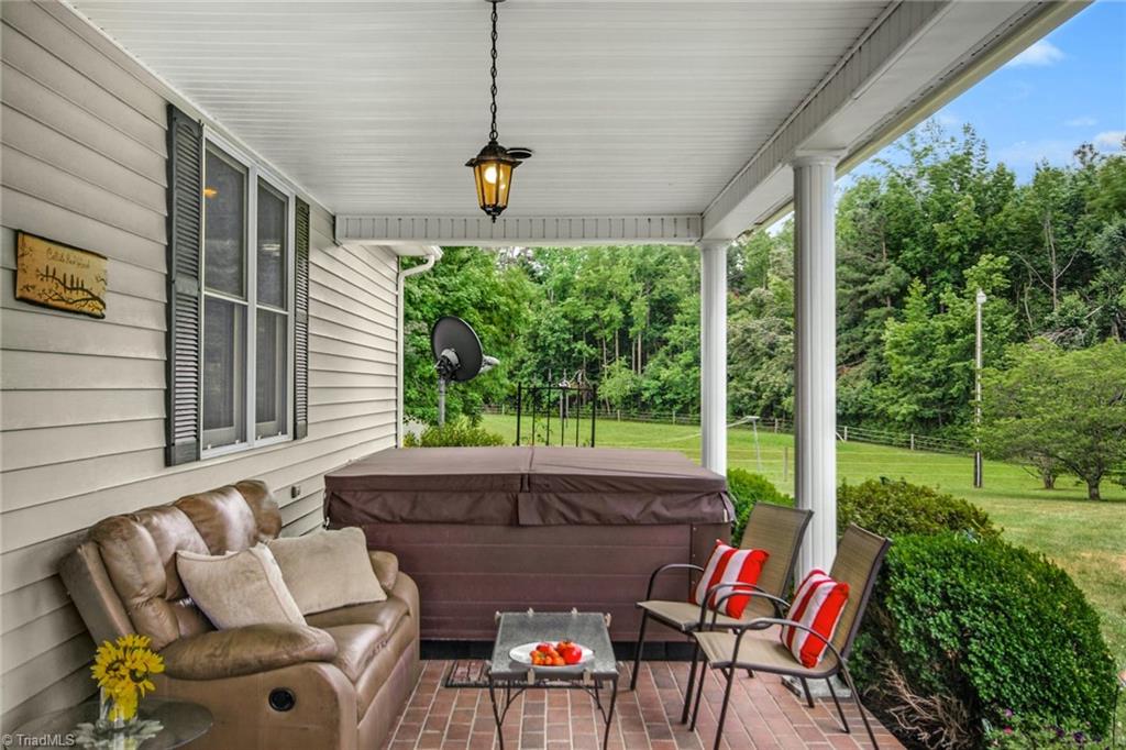 8859 Craig Mill Road Kenbridge, VA 23944 - Photo 4 of 35
