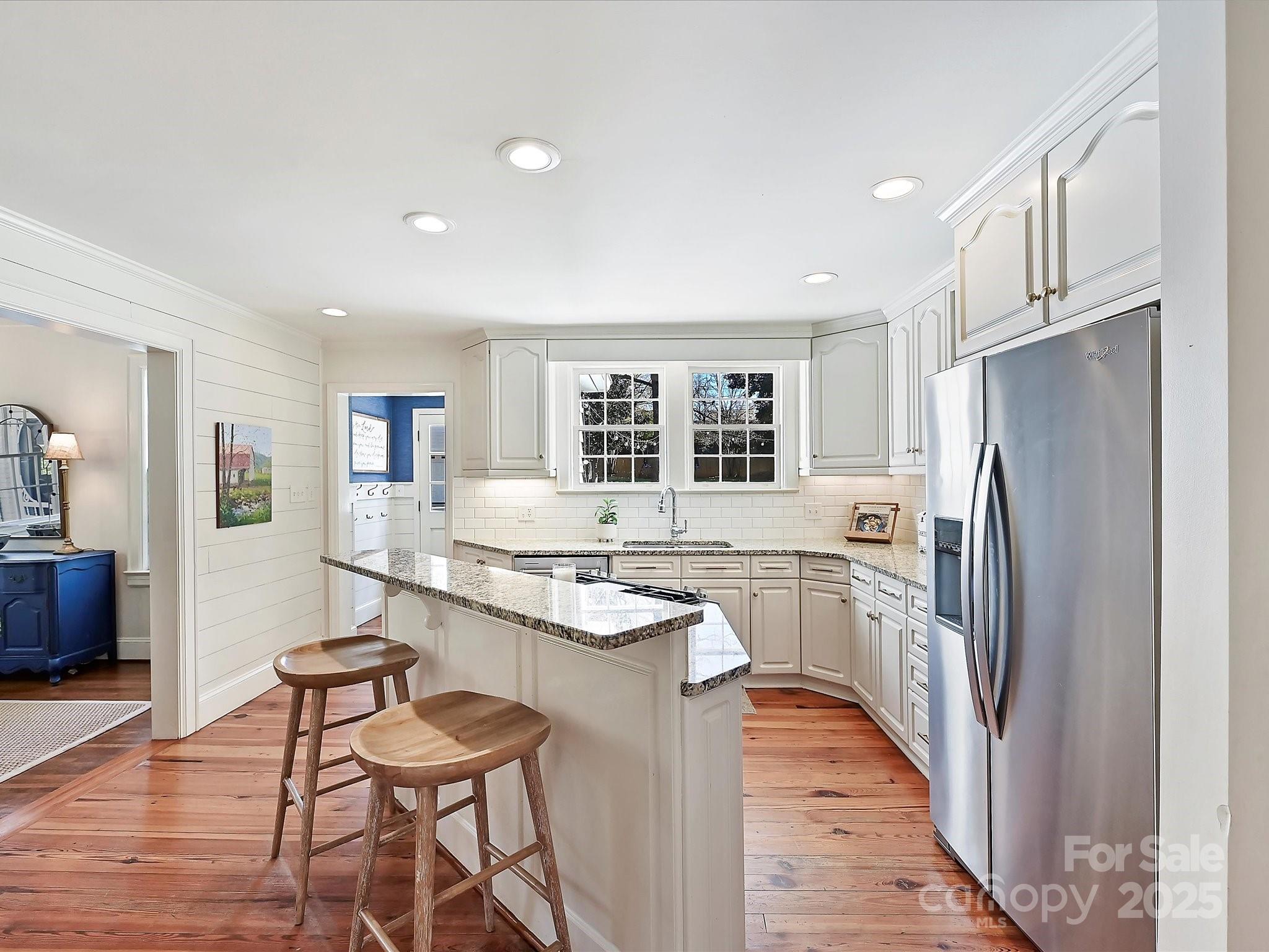 2021 South Wendover Road Charlotte, NC 28211 - Photo 16 of 41 Gallery Image 16