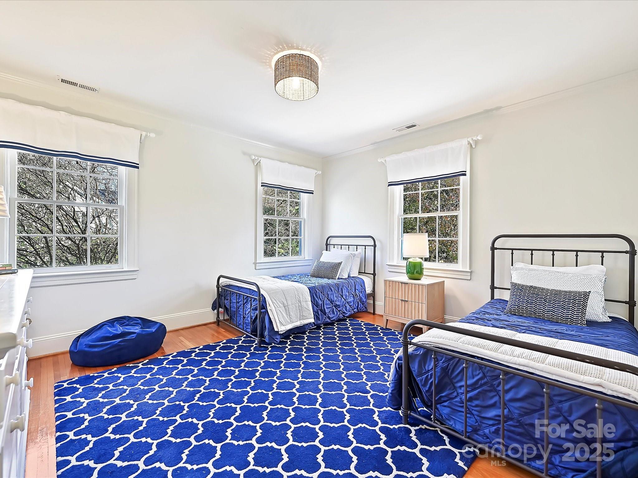 2021 South Wendover Road Charlotte, NC 28211 - Photo 28 of 41 Gallery Image 28