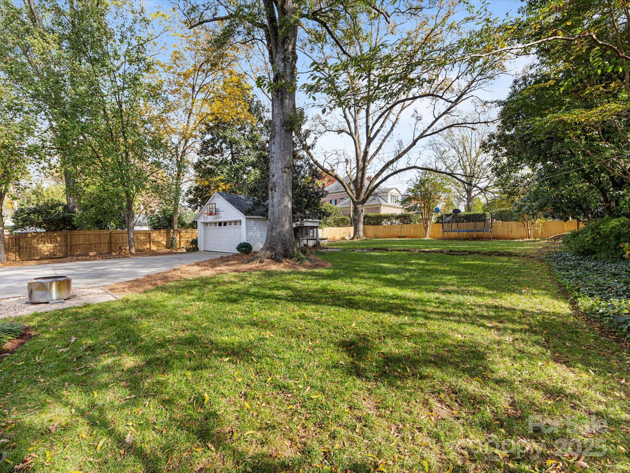 2021 South Wendover Road Charlotte, NC 28211 - Photo 39 of 41 Gallery Image 39