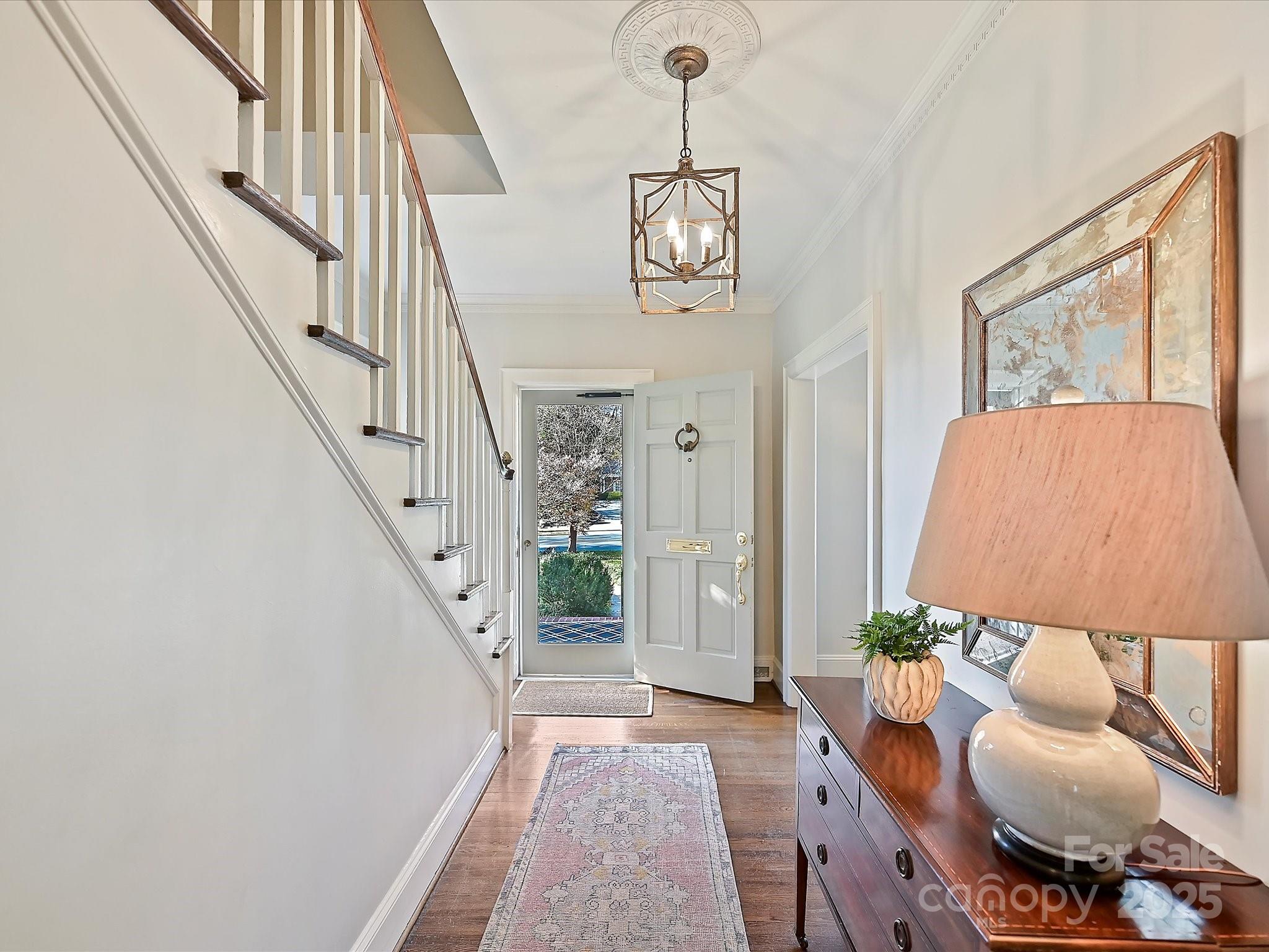 2021 South Wendover Road Charlotte, NC 28211 - Photo 5 of 41 Gallery Image 5