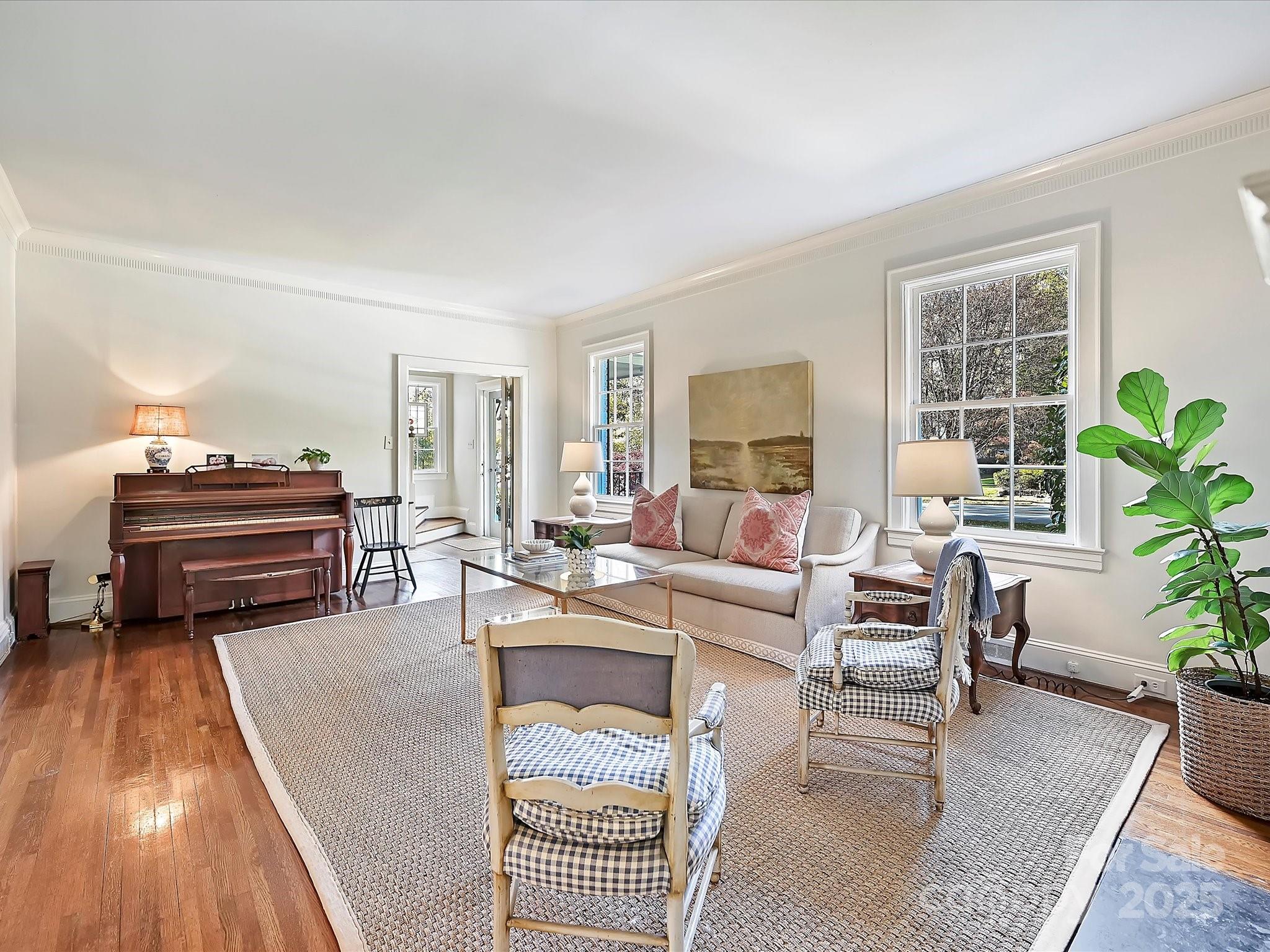 2021 South Wendover Road Charlotte, NC 28211 - Photo 9 of 41 Gallery Image 9