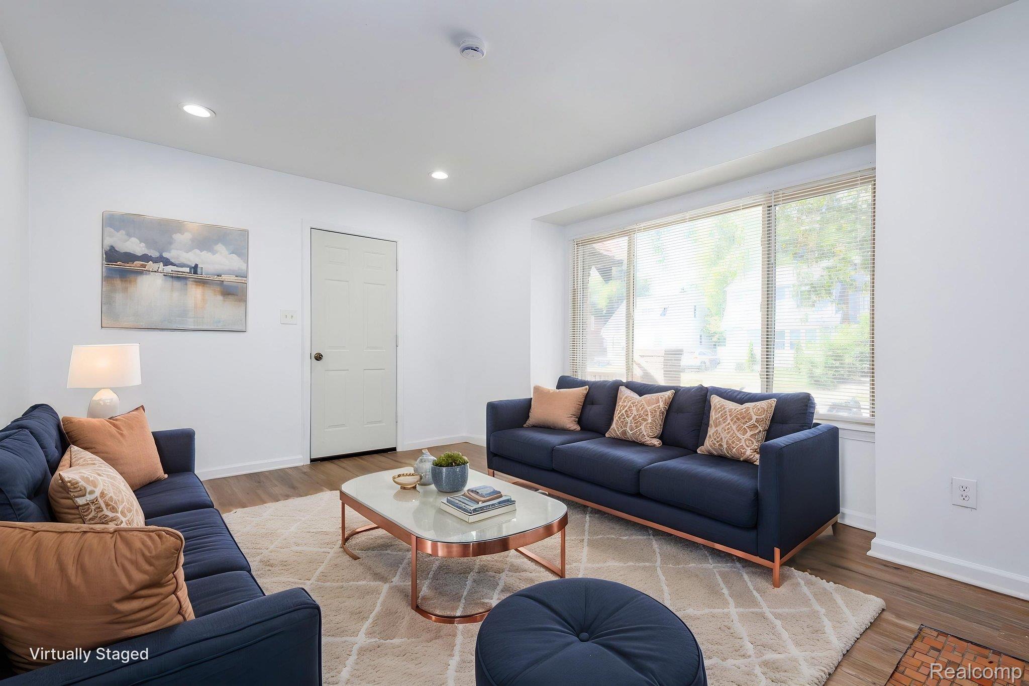 3974 Devonshire Road Detroit, MI 48224 - Photo 3 of 15 Living room