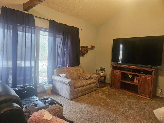 $500,000 | 918 120th Street, Redfield, KS 66769