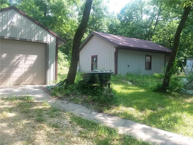 $500,000 | 918 120th Street, Redfield, KS 66769