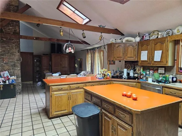 $500,000 | 918 120th Street, Redfield, KS 66769