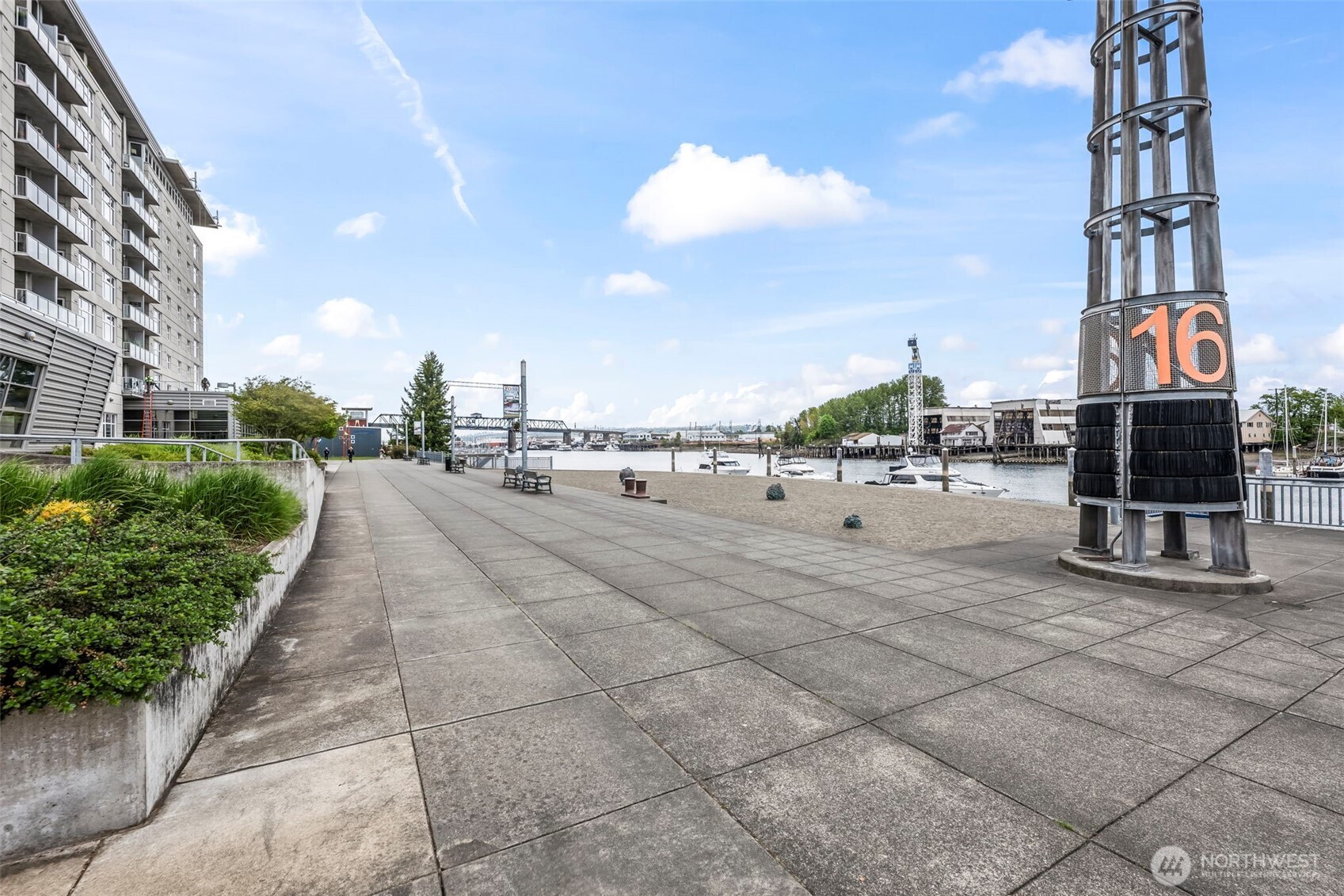 1515 Dock Street, Unit 409 Tacoma, WA 98402 - Photo 33 of 39