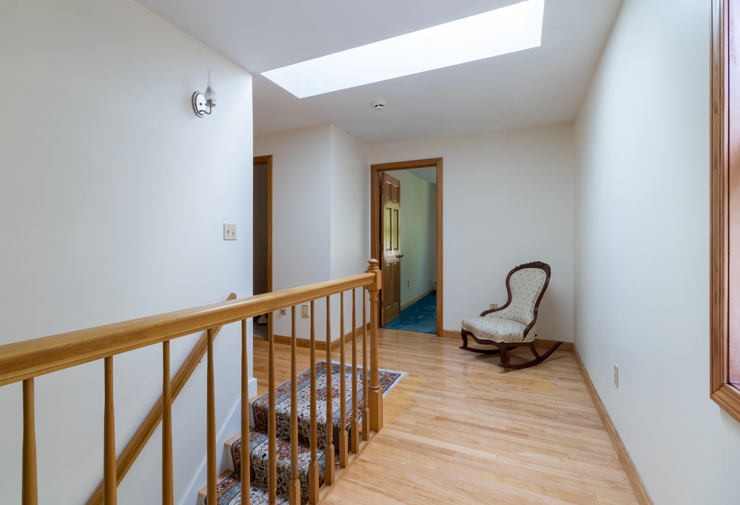 697 River Road Arundel, ME 04046 - Photo 26 of 50 2nd Fl Landing