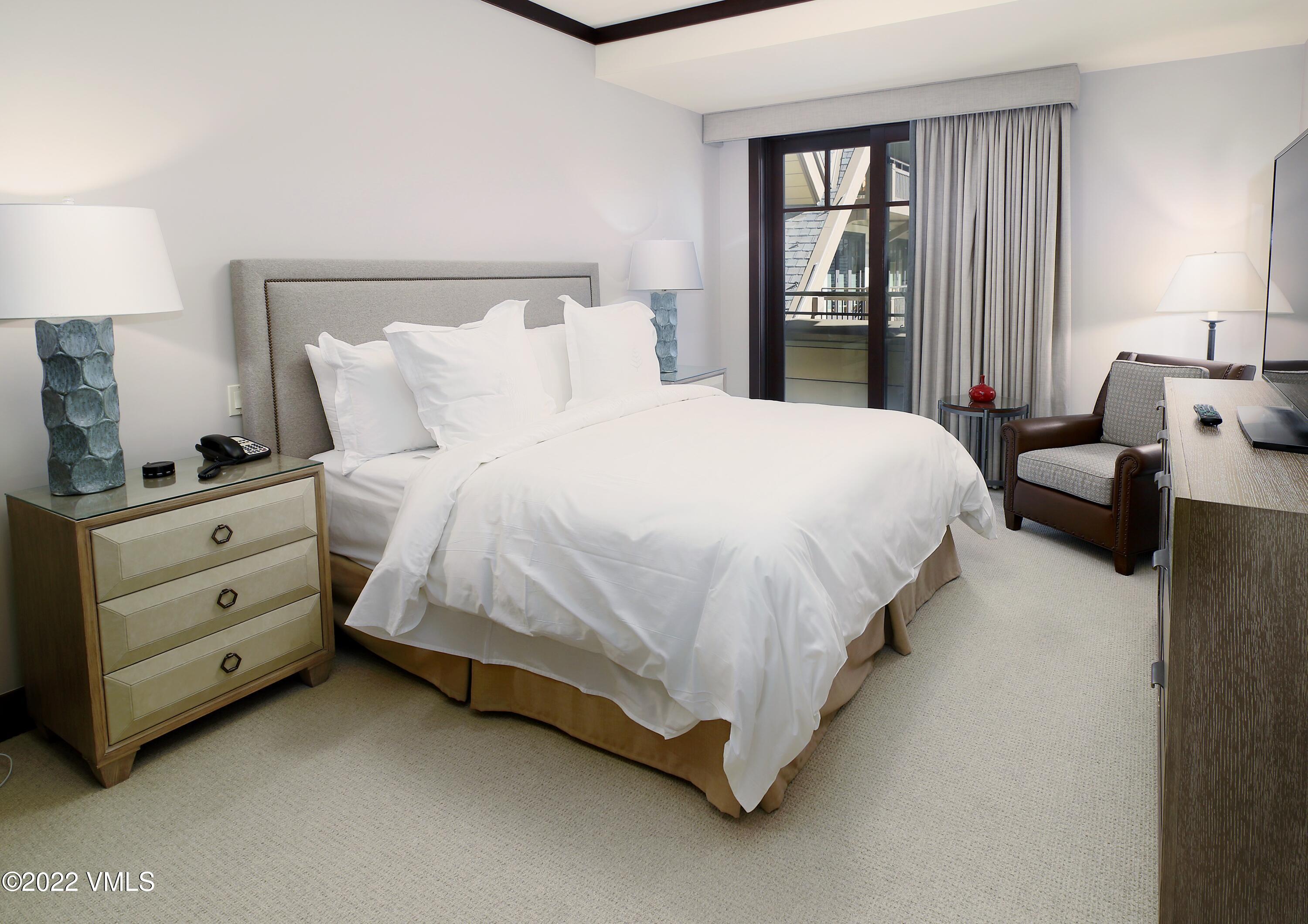 1 Vail Road, Unit 8101A Vail, CO 81657 - Photo 12 of 17 four_seasons_8101_bed_1 (2)