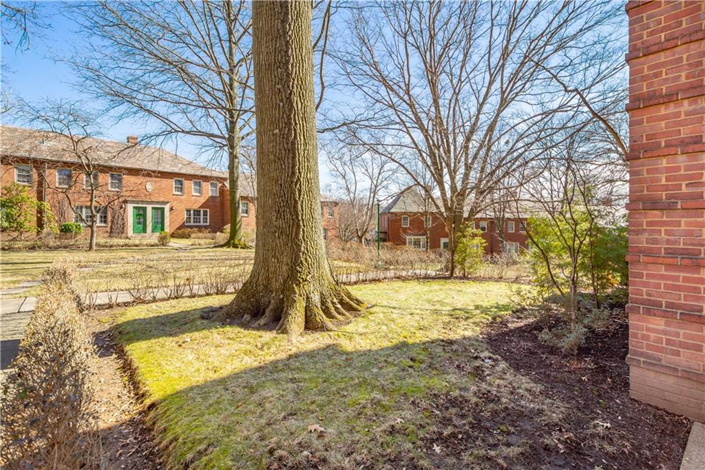 441 Sulgrave Road Pittsburgh, PA 15211 - Photo 20 of 25 Gallery Image 20