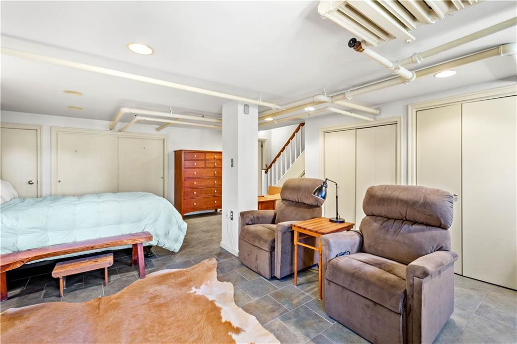 441 Sulgrave Road Pittsburgh, PA 15211 - Photo 21 of 25 Gallery Image 21