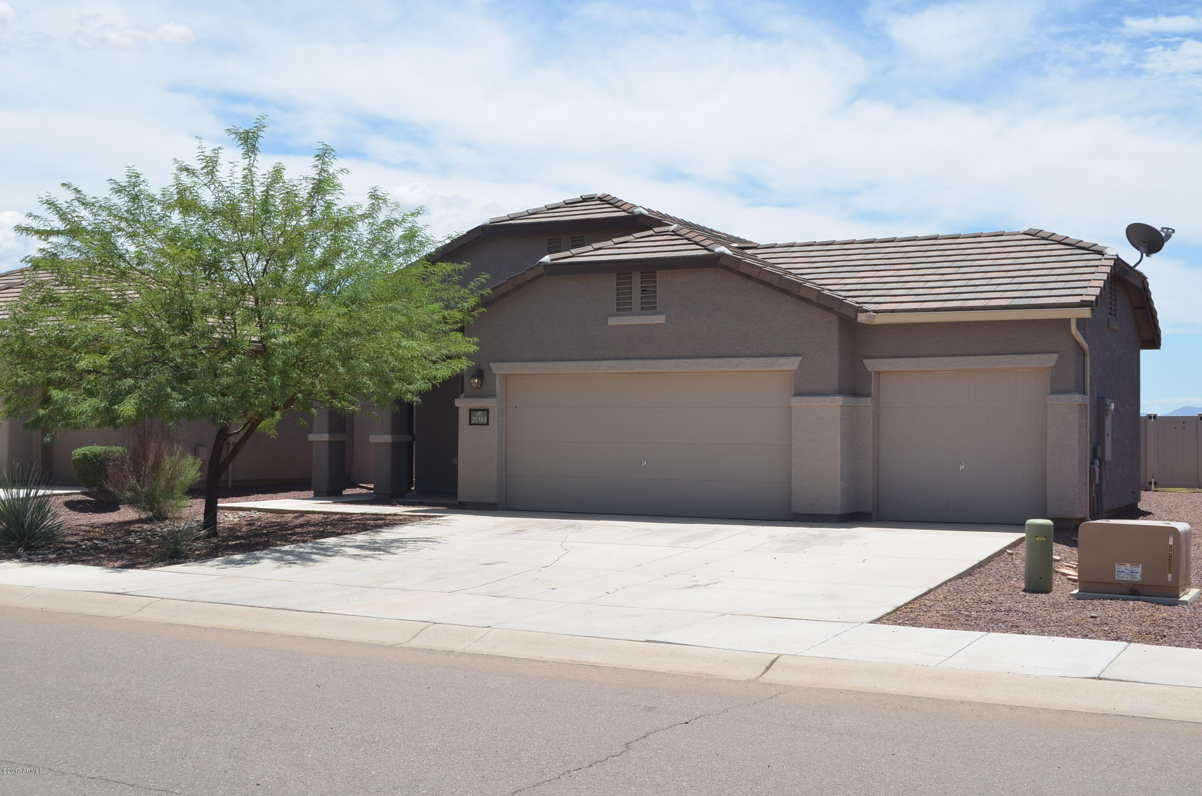 21383 East Reunion Road Red Rock, AZ 85145 - Photo 20 of 35 DSC_0154