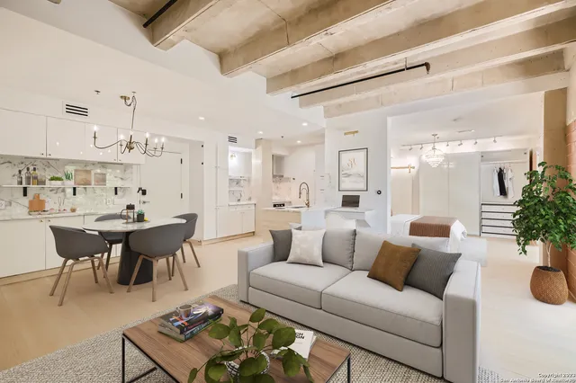 $2,250 | 1115 South Alamo Street, Unit 2402, San Antonio, TX 78210