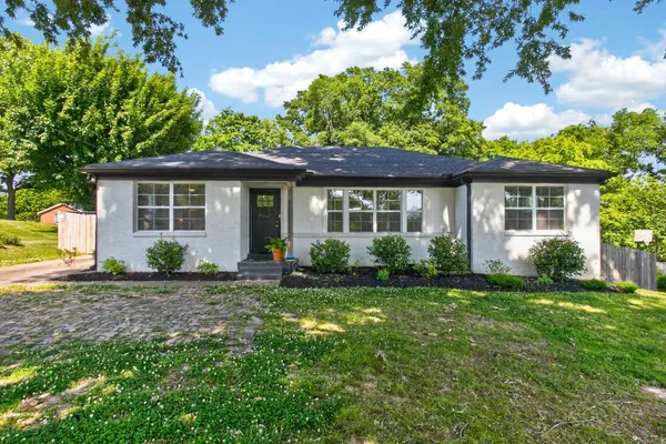 $2,900 | 90 Vaden Drive, Nashville, TN 37211