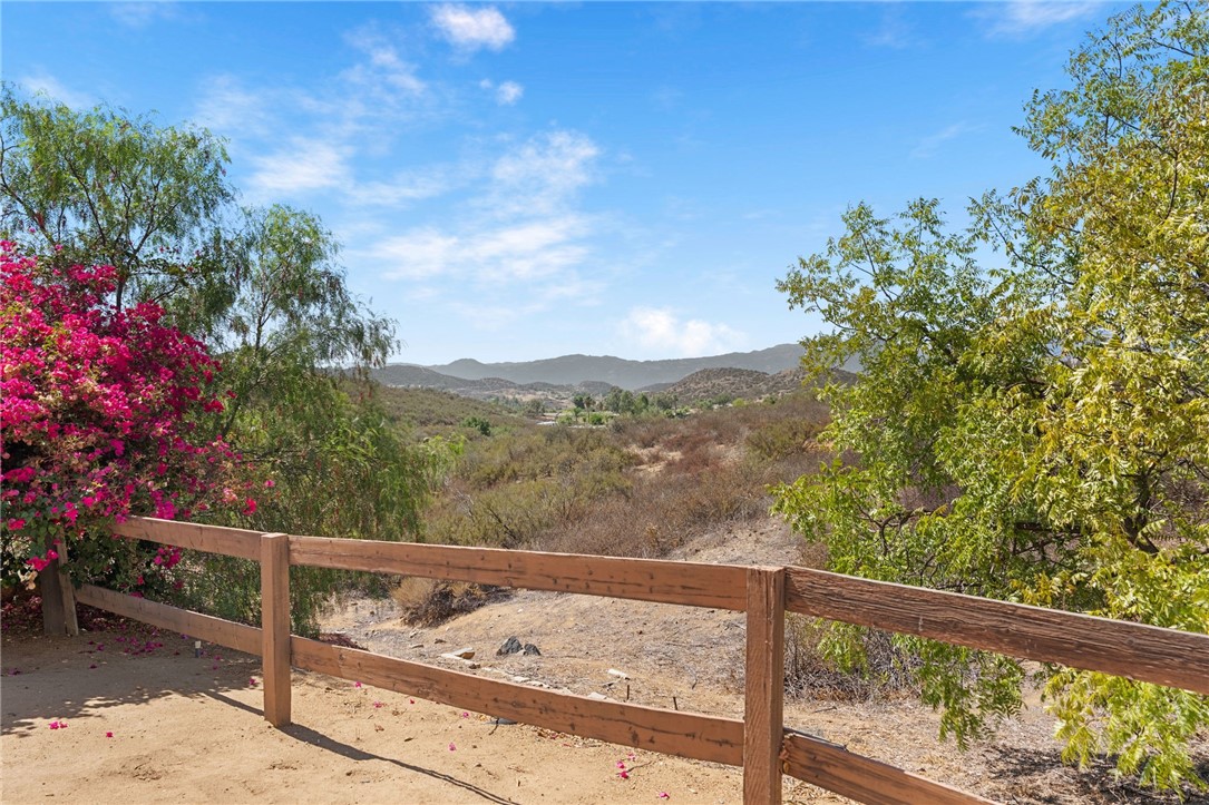 24386 Cornstalk Road Wildomar, CA 92595 - Photo 39 of 55 Gallery Image 39