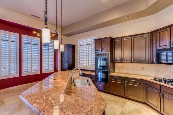 $3,950 | 4823 East Estevan Road, Phoenix, AZ 85054