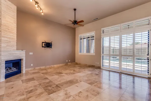 $3,950 | 4823 East Estevan Road, Phoenix, AZ 85054