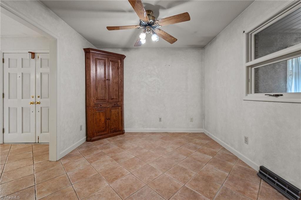 280 Ranch Drive Reidsville, NC 27320 - Photo 20 of 50 Dining Room
