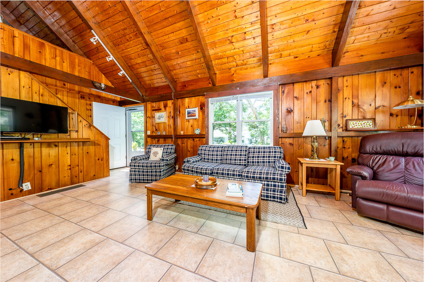75 Epanow Road Eastham, MA 02642 - Photo 16 of 25 livroom2