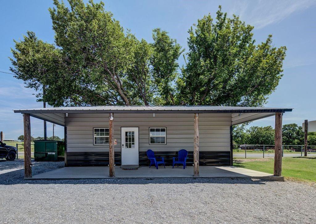 817 Farm To Market Road 1810 Decatur, TX 76234 - Photo 5 of 20