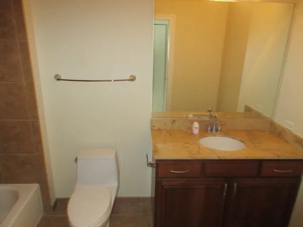$675,000 | 1111 South Wabash Avenue, Unit 3303, Chicago, IL 60605