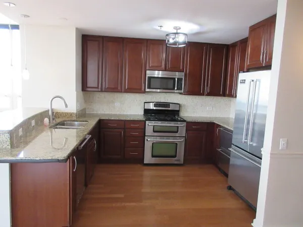 $675,000 | 1111 South Wabash Avenue, Unit 3303, Chicago, IL 60605