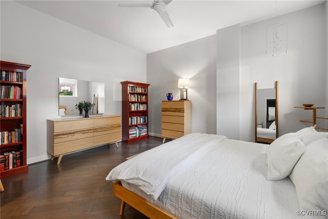 413 Stuart Circle, Unit PLG Richmond, VA 23220 - Photo 13 of 30 Additional prmary bedroom view.