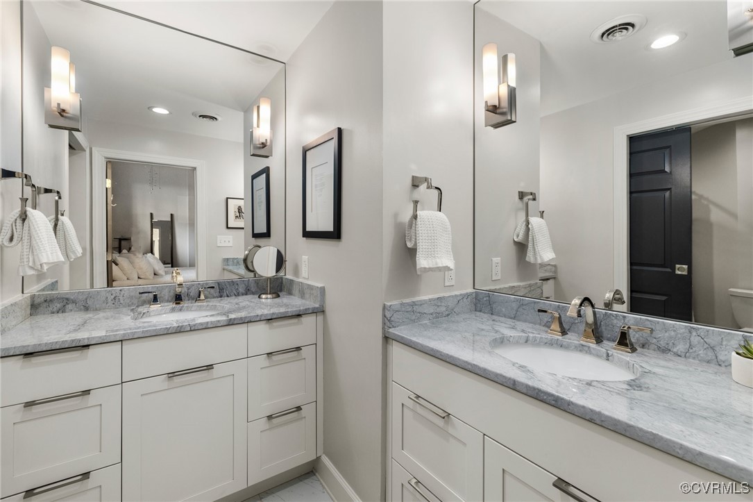 413 Stuart Circle, Unit PLG Richmond, VA 23220 - Photo 14 of 30 Separate vanity cabinets each w/ undermount sinks.