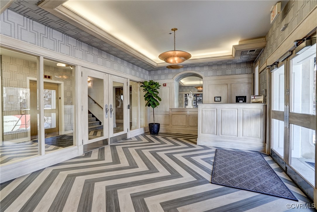 413 Stuart Circle, Unit PLG Richmond, VA 23220 - Photo 2 of 30 Primary One Monument Avenue condominium frpnt entr