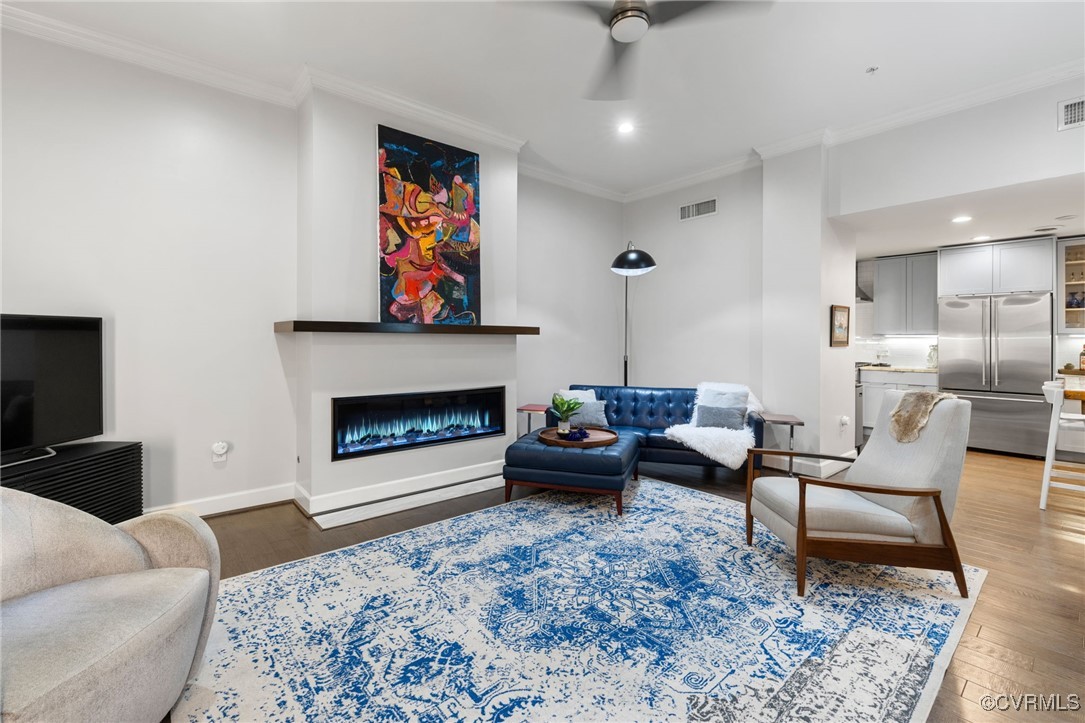413 Stuart Circle, Unit PLG Richmond, VA 23220 - Photo 6 of 30 20' x 16' living room, contemporary gas fireplace