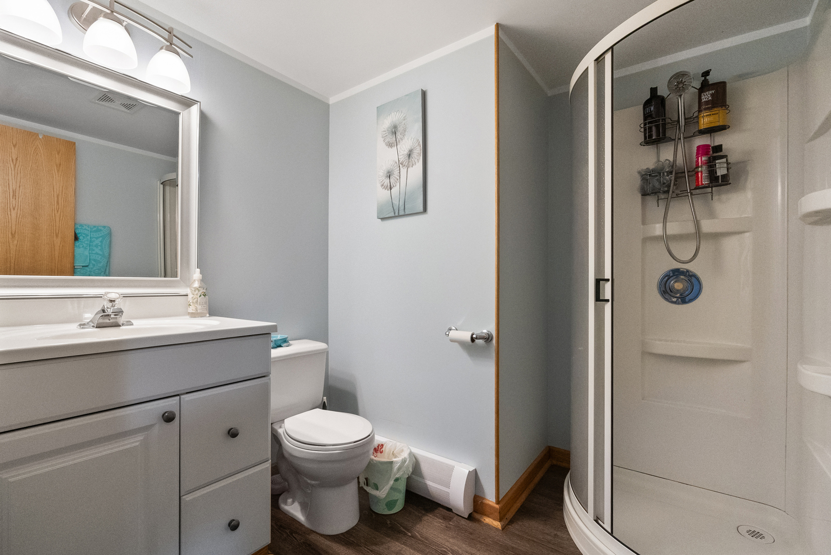 8232 Ferdinand Avenue Bridgeview, IL 60455 - Photo 26 of 35 a bathroom with a toilet sink and shower