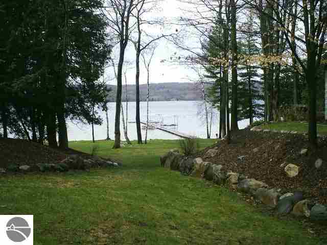 304 South Intermediate Lake Road Central Lake, MI 49622 - Photo 9 of 16 1744838-8.JPG