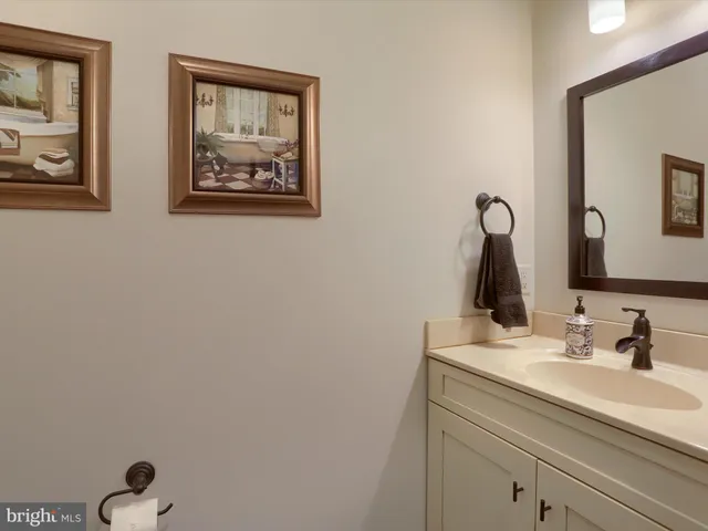 $316,000 | 106 Cardinal Drive, Shippensburg, PA 17257