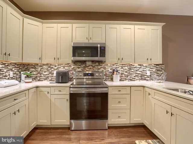 $316,000 | 106 Cardinal Drive, Shippensburg, PA 17257