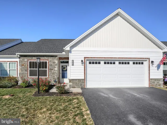 $316,000 | 106 Cardinal Drive, Shippensburg, PA 17257