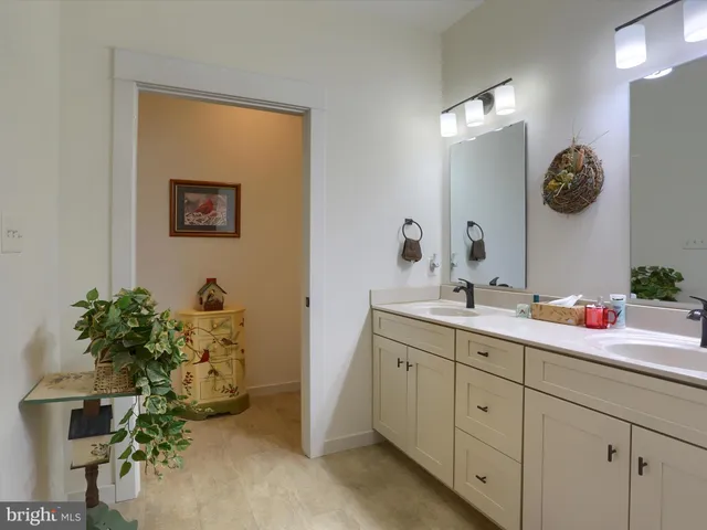 $316,000 | 106 Cardinal Drive, Shippensburg, PA 17257