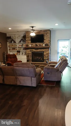 $316,000 | 106 Cardinal Drive, Shippensburg, PA 17257