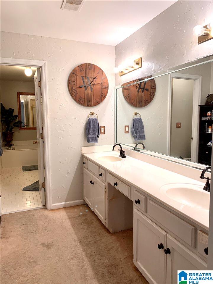 124 Newgate Road Alabaster, AL 35007 - Photo 11 of 28