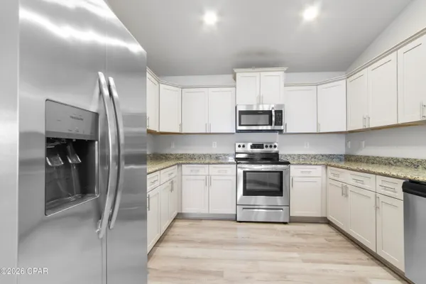 $2,300 | 11528 Poston Road, Panama City, FL 32404