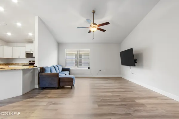 $2,300 | 11528 Poston Road, Panama City, FL 32404