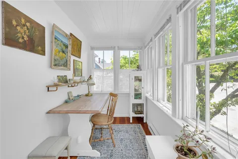 $999,000 | 21 2nd Street, Barrington, RI 02806
