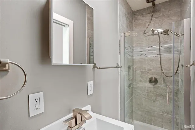 $270,000 | 255 North East Street, Frankfort, IN 46041