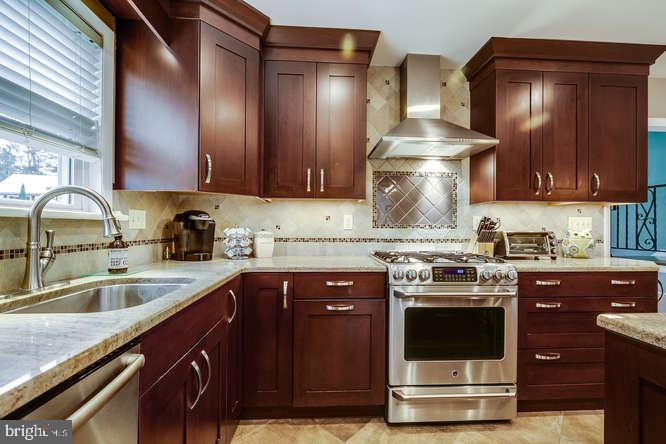 515 Blanchester Road Harrisburg, PA 17112 - Photo 12 of 40 Gallery Image 12